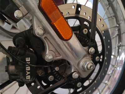 Different types of motorcycle disc brakes